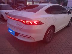 BYD Qin PLUS DM-i Honor Edition 1.5L 55km Leading Edition - фото 2