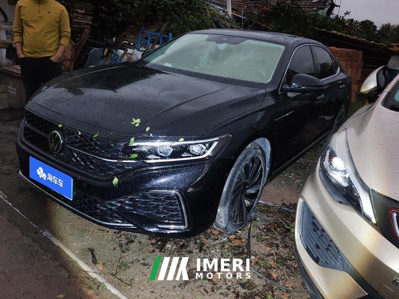 Volkswagen Passat 330TSI Premium Edition - ავტომობილი ჩინეთიდან
