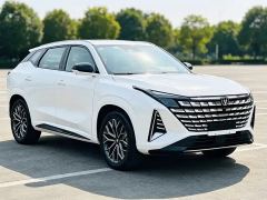 Changan UNI-Z 1.5T Premium Edition - ფოტო 3