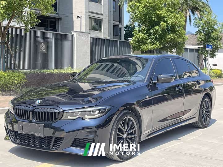 BMW 3 Series 2022 325i M Sports Night Package