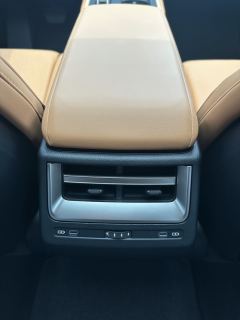 Lexus ES 300h - ფოტო 18