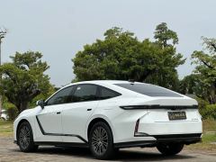 Lexus ES 300h - ფოტო 4