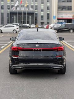 Volkswagen Passat Distinguished Edition 380TSI Longyao Edition - фото 15