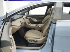 IM Motors Zhiji R7 Hongmeng Zhixing Wisdom Realm R7 EREV 251km Rear-wheel drive Max - фото 14