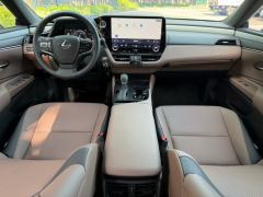Lexus ES 300h Premium Edition - ფოტო 5