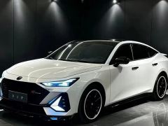 Changan UNI-V 1.5T Sport Edition - фото 1