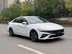 Hyundai Elantra 1.5L GLS Leading Edition - фото 3