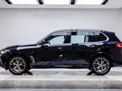 BMW X5 xDrive30Li Deluxe VersionM - ფოტო 16