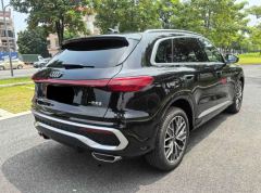 Audi Q5L 2.0T Exclusive Edition for Millions of Users - фото 12