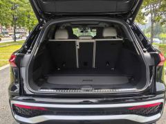 Audi Q5L 2.0T Exclusive Edition for Millions of Users - фото 9