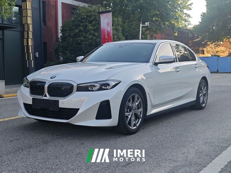 BMW i3 eDrive 35 L