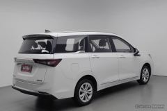 Wuling Jiachen 1.5L Manual Comfort Edition - photo 2