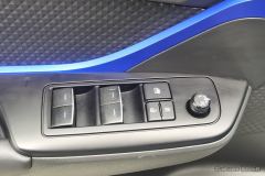 Toyota C-HR 2.0L Leading Edition - фото 12