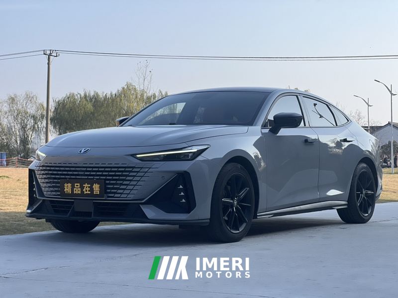Changan UNI-V 1.5T Premium Version - ავტომობილი ჩინეთიდან
