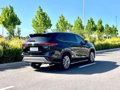 Toyota Highlander Dual-Engine 2.5L 4WD Prestige Edition 7-seater - фото 4
