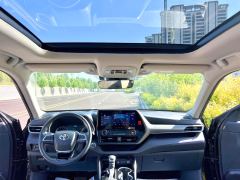 Toyota Highlander Dual-Engine 2.5L 4WD Prestige Edition 7-seater - фото 7