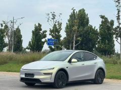 Tesla Model Y 593km Edition - photo 1