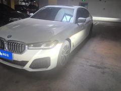 BMW 5 Series Facelift 530Li Luxury M Sport Package - фото 1