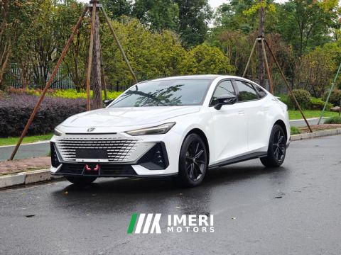 2022 Changan UNI-V 1.5T Premium Version - car from China