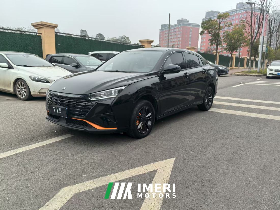 Dongfeng Fengshen Yixuan Mach Edition 1.5L Dual Clutch Chasing Wind Edition - автомобиль из Китая
