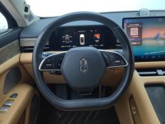 AITO Hongmeng Zhixing Boundary M5 EREV 200km Rear Drive Standard Edition - фото 18