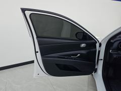 Hyundai Elantra 1.5L CVT Elite Edition - фото 12