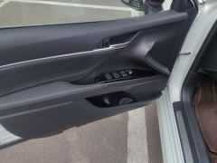 Toyota Camry 2.0G Luxury Edition - photo 12