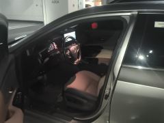 Lexus ES 200 Premium Edition - ფოტო 14