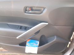 Toyota Frontlander Dual-Engine 2.0L Leading Edition - фото 13