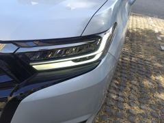 Honda Elysion e:HEV 2.0L Luxury Edition - photo 3