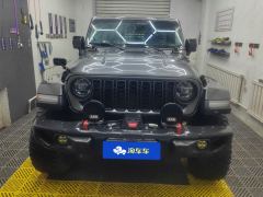 Jeep Wrangler 2.0T - photo 3