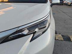 Toyota Sienna Dual-Engine 2.5L 4WD Prestige Edition - ფოტო 4
