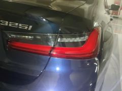 BMW 3 Series 325i M Sport Package - фото 5