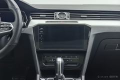 Volkswagen Magotan 2 Million Edition 330TSI Leading Edition - photo 16