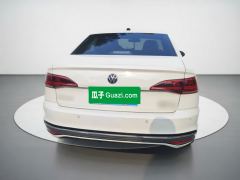 Volkswagen Bora 200TSI PRO Edition - ფოტო 3