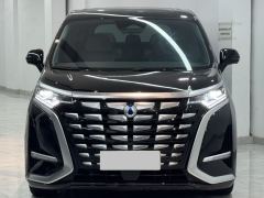 Denza D9 DM-i 1.5T 98km Exclusive Frontrunner 7-seater - ფოტო 2