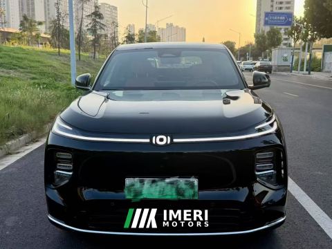 2025 Changan Q07 1.5L 145 Prestigious Edition - car from China