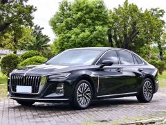 Hongqi H5 2.0T Automatic Smart Connected Flagship Comfort Edition - фото 1