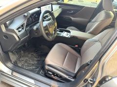 Lexus ES 200 Excellence Edition - ფოტო 3