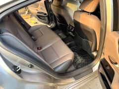 Lexus ES 200 Excellence Edition - ფოტო 5