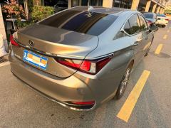 Lexus ES 200 Excellence Edition - ფოტო 8