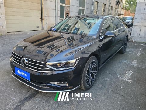 2021 Volkswagen Magotan 330TSI 30th Anniversary Edition