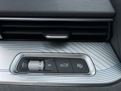 Geely Xingui Xingrui 2.0T Only this turquoise version - ფოტო 15