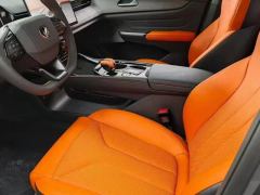 Changan UNI-V Third Generation 1.5T 500Bar Luxury Sport Edition - ფოტო 5