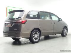 Buick GL8 Land Business Class 652T Comfort Edition 7-seater - фото 2