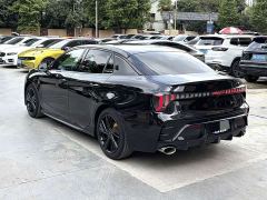 Lynk & Co 03 1.5T DCT Pro - ფოტო 13