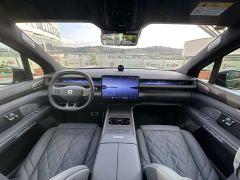 NIO ES8 Six-Seat Executive Signature Edition - ფოტო 14