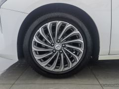 Buick Lacrosse Junyue 28T Yuezun Edition - фото 6