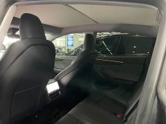 Tesla Model Y Rear-Wheel Drive - ფოტო 4