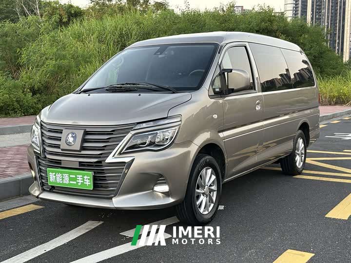 Dongfeng Lingzhi New Energy 460km Passenger Version Prestigious Edition 7-seater - автомобиль из Китая